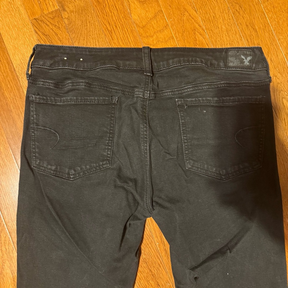 WOMENS AE BLACK SKINNY JEANS